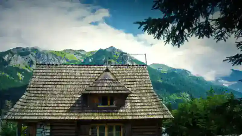 Old-Fashioned Roofing Gracing Innovation With ExactRoofing