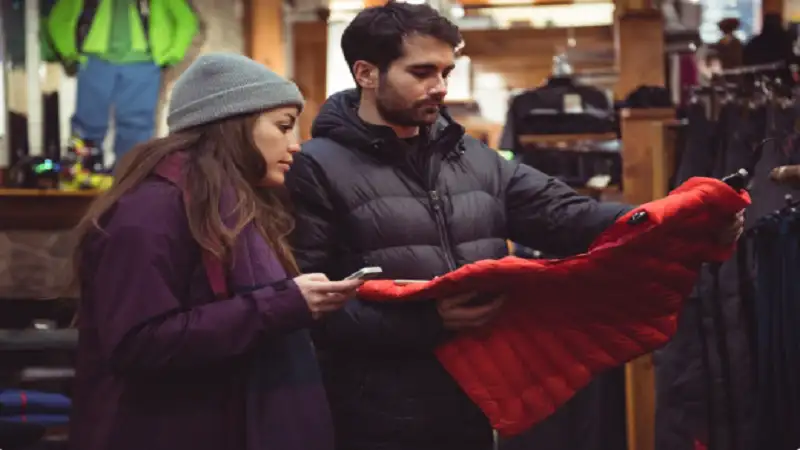 Review Collections and Clothing Categories: The Ultimate Shopping