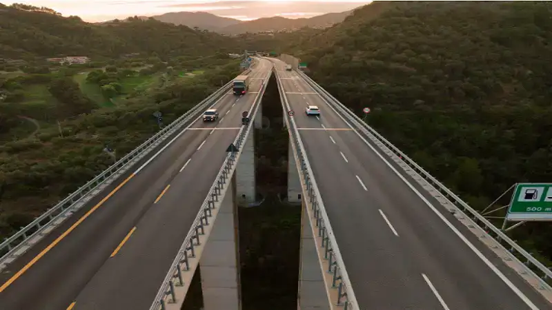 Highway safety management that helps prevent crashes and save lives