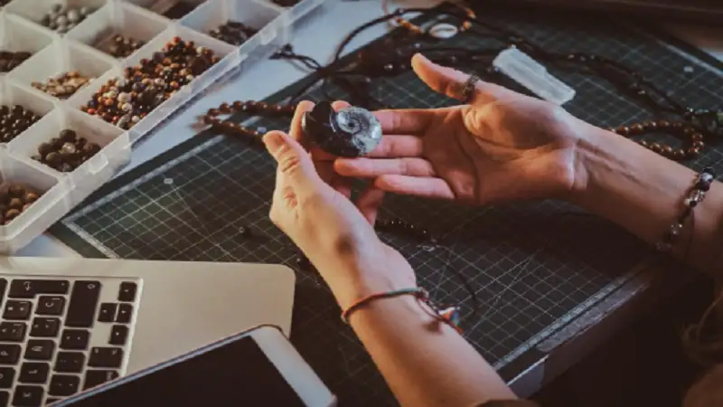 How Arizona’s Jewelers Are Using Technology to Preserve Tradition and Protect the Planet
